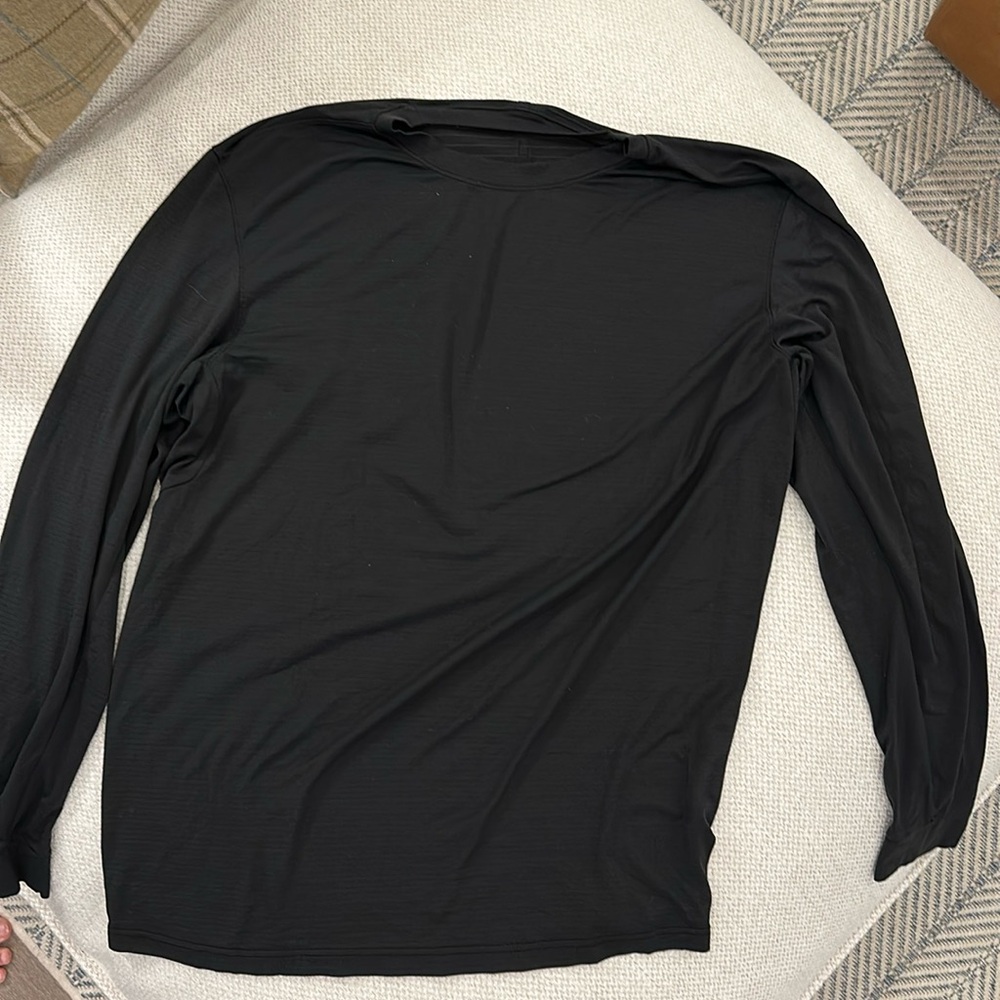 Lululemon long sleeve - black